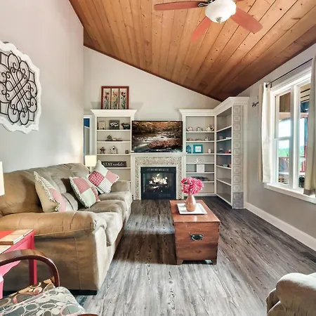 The Big Easy Cottage